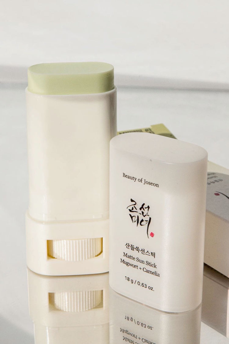 Protector solar Matte: Mugwort + Camelia